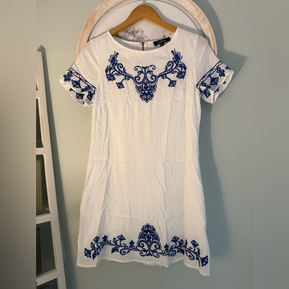 Lulu's White and Blue Embroidered Dress